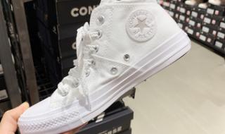 高帮帆布鞋鞋带系法 高帮帆布鞋鞋带系法